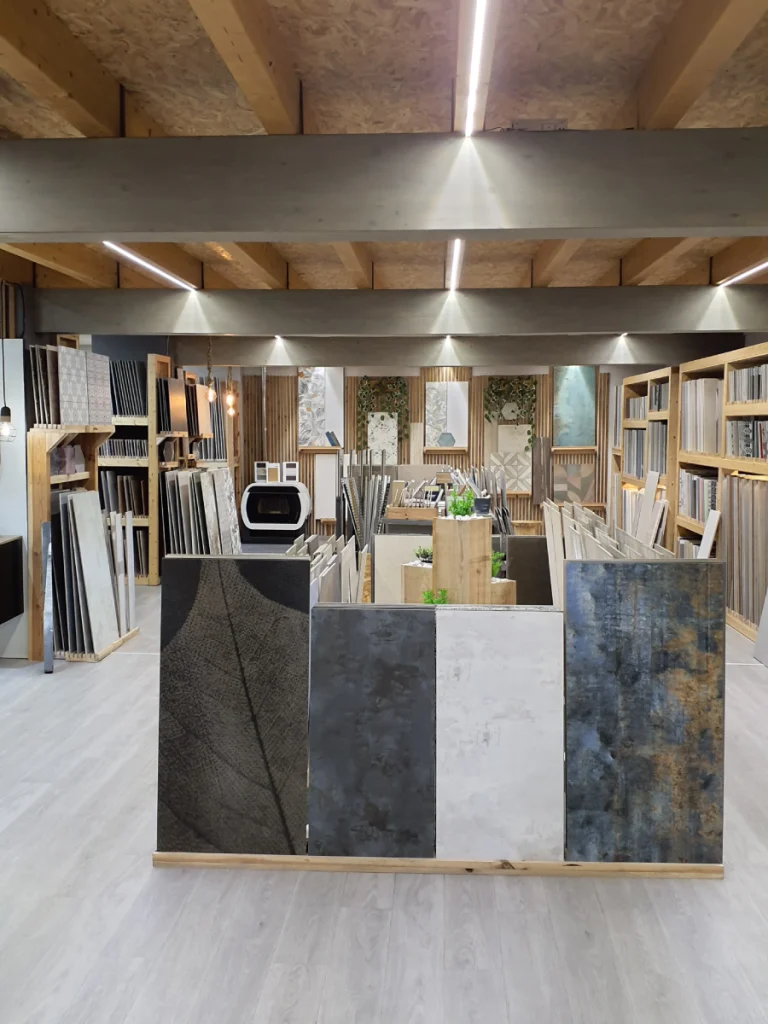 Almacenes Laguna - Exposición cerámica