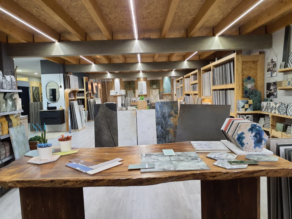 Almacenes Laguna - Exposición cerámica