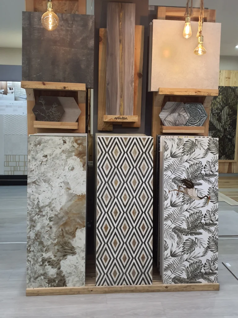 Almacenes Laguna - Exposición cerámica